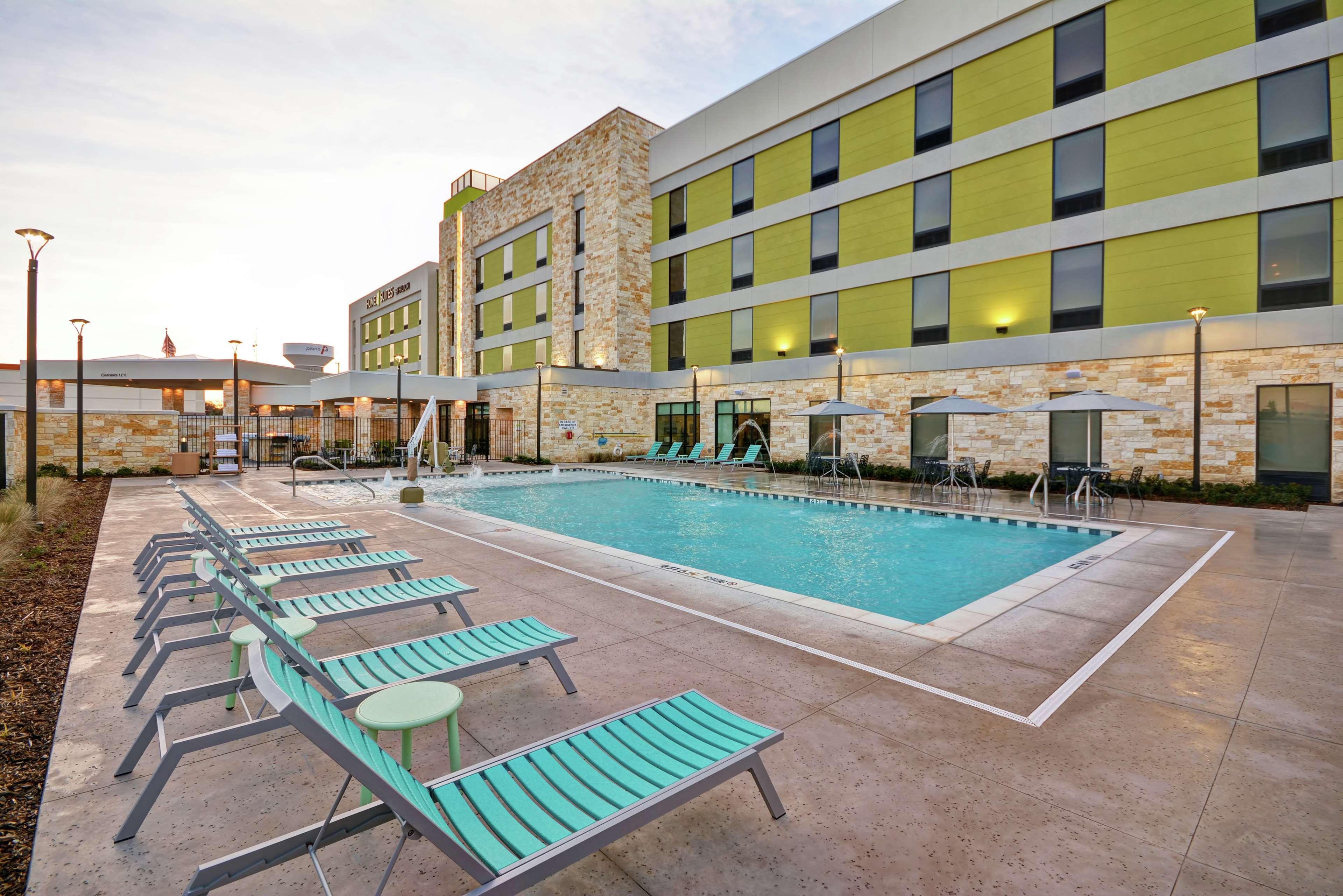 Home2 Suites Plano Legacy West Экстерьер фото