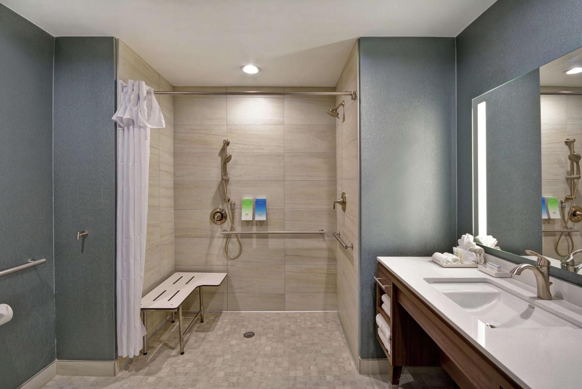 Home2 Suites Plano Legacy West Экстерьер фото
